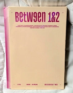 TWICE Between 1&2 CD 11th Mini Album Photobook & Photocards 2022 K-Pop - Sealed - Bild 1 von 8