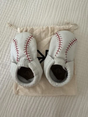Mocasines de béisbol recién elegidos, talla 7 Foto 1 de 2