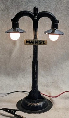 Marx No. 429 Main St. Street Lamp - Ready to Use - Image 1 of 4