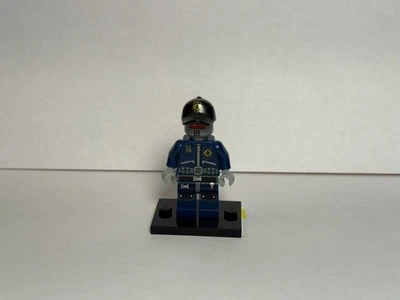 Lego Minifigure Figure Robo SWAT, The Lego Movie 70801 - Image 1 of 2