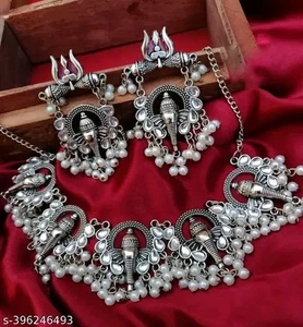 Beautiful Ganesh Pearl Work Oxidized Kundan Silver Choker Ethnic Earring Jewelry - Picture 1 of 4