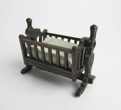 1977 Durham Industries Holly Hobbie Metal Dollhouse Swinging Baby Crib Cradle 42 - Image 1 of 4