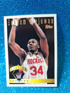 HAKEEM OLAJUWON🏆Topps 1995-96 SCORING LEADERS #7 NBA Card🏆FREE POST - Picture 1 of 2