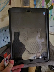 New Trent iPad Case with Screen Protector - Black - Picture 1 of 2