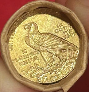 SEALED WHEAT CENT ROLL W D MINT 2,5 $ GOLD EAGLE & BU 1920 MERCURY DIME ENDS LOT - Bild 1 von 3