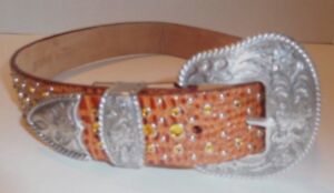Women's Ariat Western Studded Leather Belt Size 26 Crystal Brown Engraved Buckle