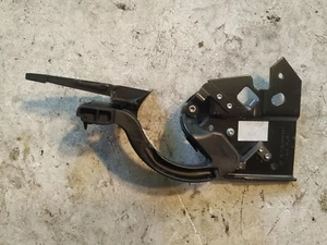 MERCEDES-BENZ W251 R350 R500 CENTRE CONSOLE ARMREST LEFT HINGE A2516800151 - Picture 1 of 2