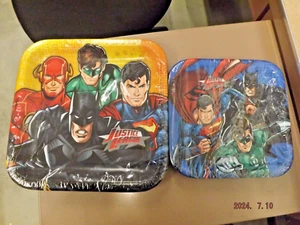 Platos de fiesta Hallmark Liga de la Justicia nuevos - Imagen 1 de 5