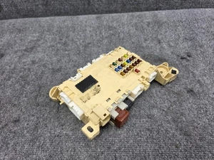 2004-2006 LEXUS LS430 OEM FRONT LEFT DRIVER JUNCTION FUSE RELAY BOX - Picture 1 of 7