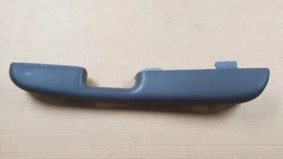 Chevy Silverado GMC Sierra 1999-2002 reposabrazos puerta pasajero derecho manual OEM Foto 1 de 4