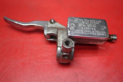 Suzuki Intruder 1400 1993 embrague cilindro maestro 59800-38B30 Foto 1 de 4