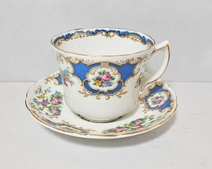 Foley Bone China, Broadway, Made in England Blue Birds Flowers Tasse & Untertasse - Bild 1 von 6