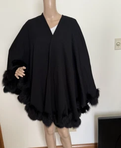 High End Vintage BEAUTIFUL! Black Cape w/ Faux Fur Wrap Jacket Shrug Poncho - Picture 1 of 5