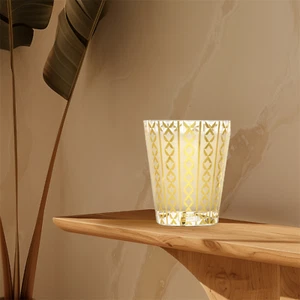 NEST Fragrances Holiday Single Wick Classic Scented Candle - Picture 1 of 7