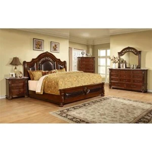 Bessy Traditional Cherry Wood King Platform Bed - Picture 1 of 3