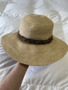 Hatch Straw Hat | One Size Women’s | Feather Band Detail | Floppy Beach Hat - Picture 1 of 9