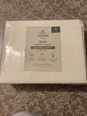 J C Penney Twin Sheet Set 300 Count Peach Skin Soft Finish Percale Weave Cotton - Image 1 of 4