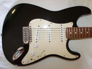 Fender Mod New Am std pick-ups New Players neck 9way with toggle F-Logo Tuners - Picture 1 of 12