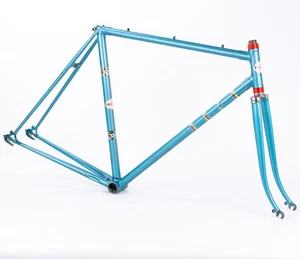 VINTAGE STEEL FRAME SET 53 55 ROAD BIKE CAMPAGNOLO 700C BLUE REYNOLDS OLD 60s M - Picture 1 of 22