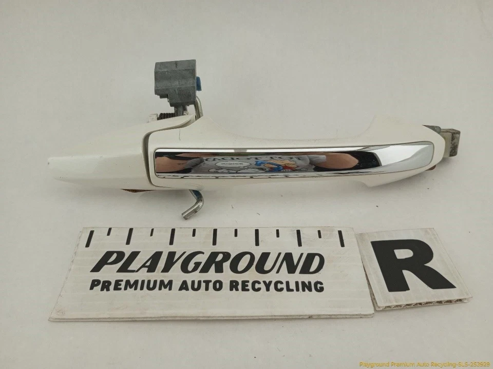 Белая ручка задней внешней двери для правостороннего пассажира Acura TSX подходит для 2004–2008 04 05 - Изображение 1 из 4