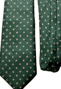 Corbata Charing Cross para hombre verde con estrellas abstractas marrones seda corte clásico EE. UU. - Imagen 1 de 4