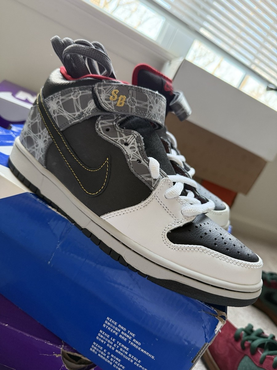 Nike Dunk Elite Sb Mid Beijing Triumvir X Fly for Sale Nike Dunk Elite Sb Mid Beijing Triumvir X Fly for Sale