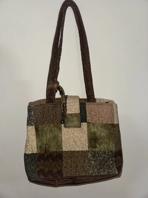 Bolso de hombro Donna Sharp marrón a cuadros con retazos acolchado Foto 1 de 4