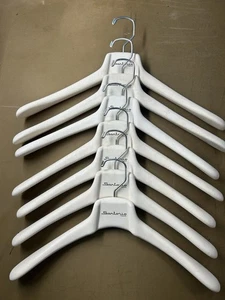 SARTORIO NAPOLI MANTEL/JACKE KUNSTHARZ AUFHÄNGER SET 7 - Bild 1 von 13