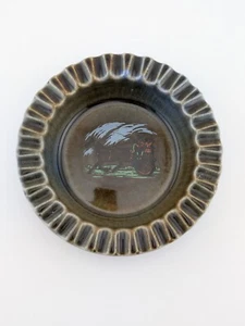 Vintage Wade Irish Round Porcelain Ashtray Jaunting Car Scene Made in Ireland - Picture 1 of 6