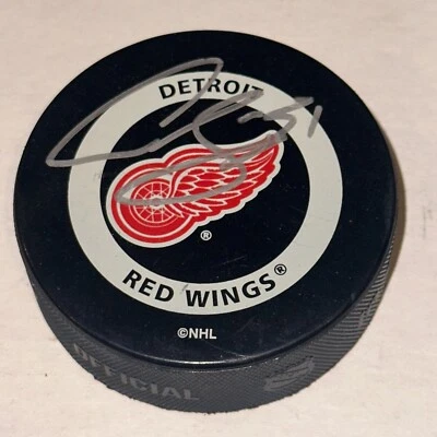 CURTIS JOSEPH Firmado Detroit Red Wings Juego Oficial Puck Beckett BAS Foto 1 de 3