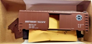 HO Scale Athearn Blue Box 5011 Southern Pacific 40'Steel  Box Car #60730 - Picture 1 of 3