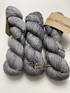 Madelinetosh Dandelion Discontinued - Great Grey Owl - Picture 1 of 4