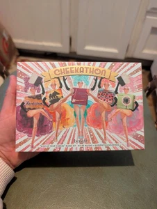 Benefit Cosmetics Cheekathon Blush & Bronzer Palette LE NIB! - Picture 1 of 3