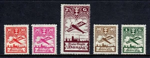 DANZIG — SCOTT C26-C30 — 1924 PLANE OVER DANZIG AIRMAIL SET — MH — SCV $46 - Picture 1 of 2