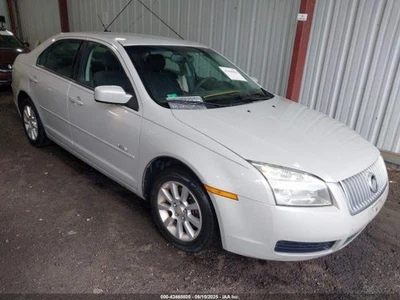 Used Washer Fluid Reservoir fits: 2008 Mercury Milan  Grade A - Image 1 of 4