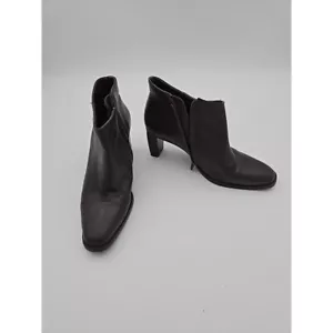 Etienne Aigner Women's Size 6 Prance Brown Leather Ankle Boots - Picture 1 of 14