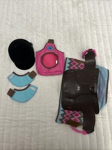 OG Girl Horse Accessories Including Saddle, Saddle, Bag, Hat, And Two Hoof ￼￼￼ - Picture 1 of 4