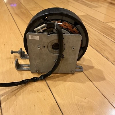 EFX 524 534 546 556 Precor Elliptical Motor Power Generator Assembly 44739-103 - Image 1 of 3