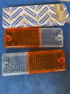 Datsun Nissan MICRA K10 FRONT Turn signal light lamp Lens Genuine Nos Japan - Picture 1 of 5