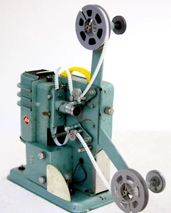 Proyector de película de cine EKA 8 mm de colección (Eberlein y Krug Apparatebau) solo pantalla - Imagen 1 de 9