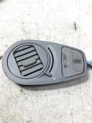 2006 Honda Odyssey luz de cúpula traseira ## - Imagem 1 de 4