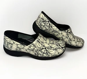 Sanita Professional Lack Clogs EU 39 US 8-8,5 Schwarz Weiß Baum Winter Neu ohne Etikett - Bild 1 von 5