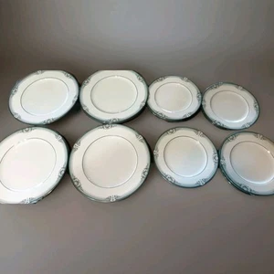 Noritake Fine Bone China RETIRED LYNDENWOOD Salad & Bread and Butter Plates -16 - Picture 1 of 8