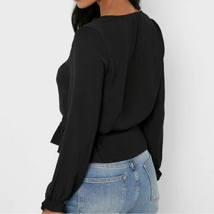 NWT Topshop Black Shirred Button Down Top Sz 6 - Picture 1 of 7