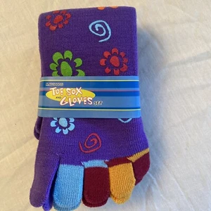 Matching Swirling Daisy Toe Sox (sock) and Gloves Set NIP - Picture 1 of 3