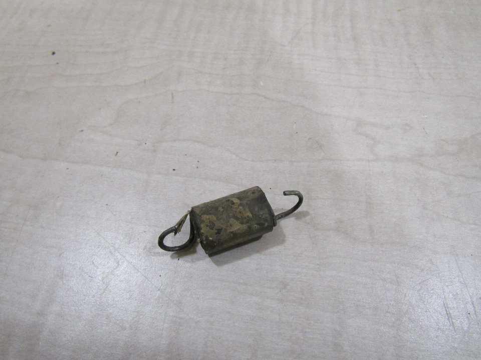 Kawasaki KLX650R 1996 pedal de freno trasero resorte de retorno 92144-1752 Foto 1 de 1