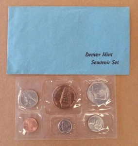 1994 Denver Mint Souvenir Set - Picture 1 of 4