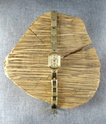 Hermoso reloj para damas anodizado ruso Chaika vintage URSS reparado Foto 1 de 4