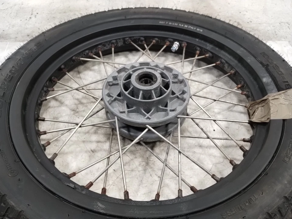 2016 Moto Guzzi V7 II Stornello 前轮圈直轮(无轮胎)18  — 第 1/4 张图片