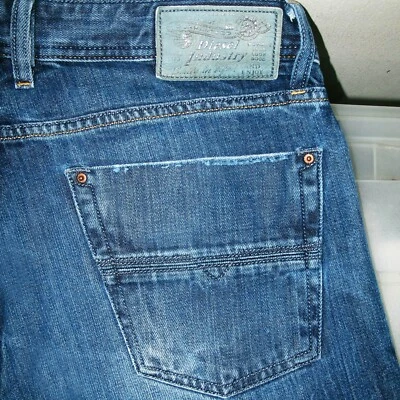 HOT Men DIESEL KURREN 8TA RELAXED BAGGY STRAIGHT BUTTON Jeans 32 x28 (Fit 33x28) - Image 1 of 4